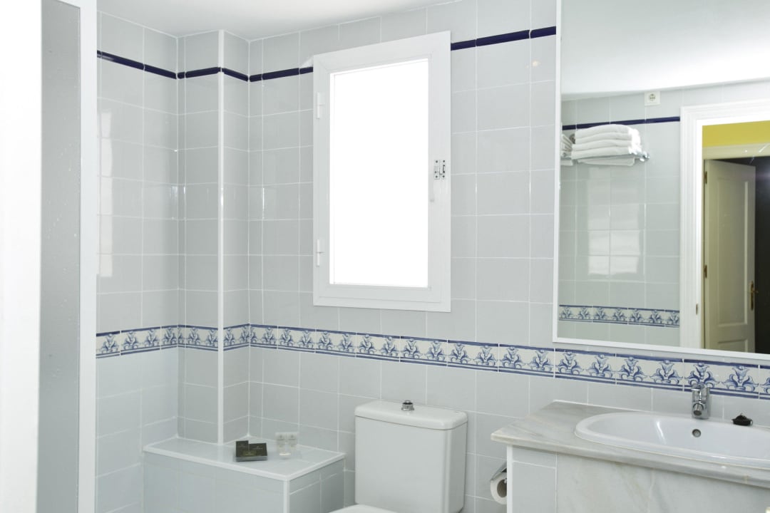 Baño * Bathroom  Ona Campanario