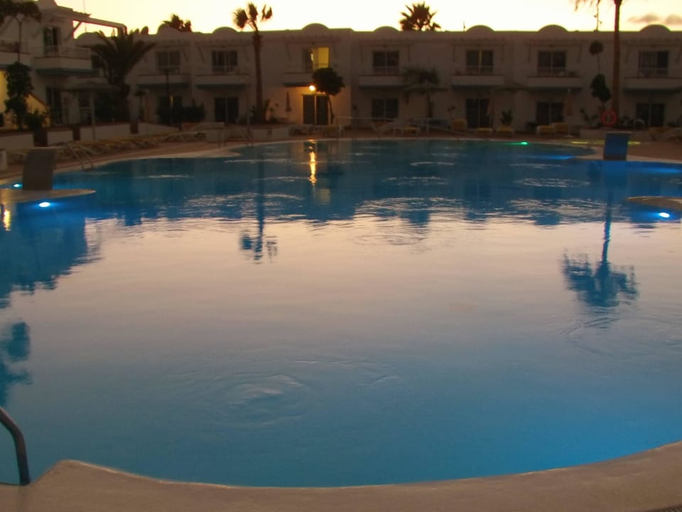 Im Ganzen Arena Beach