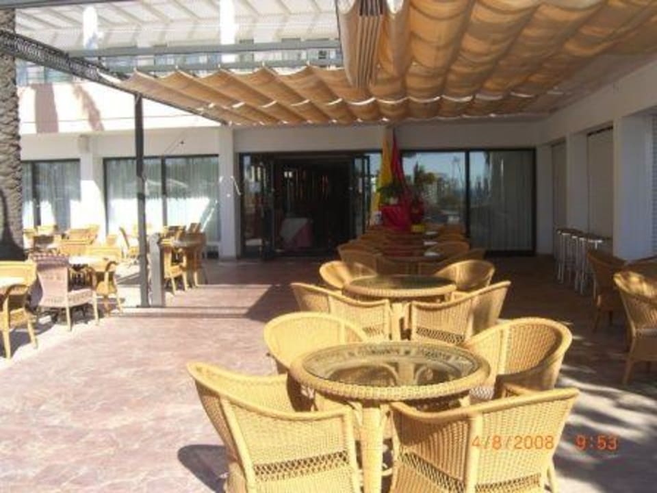 An der Poolbar CM Playa del Moro