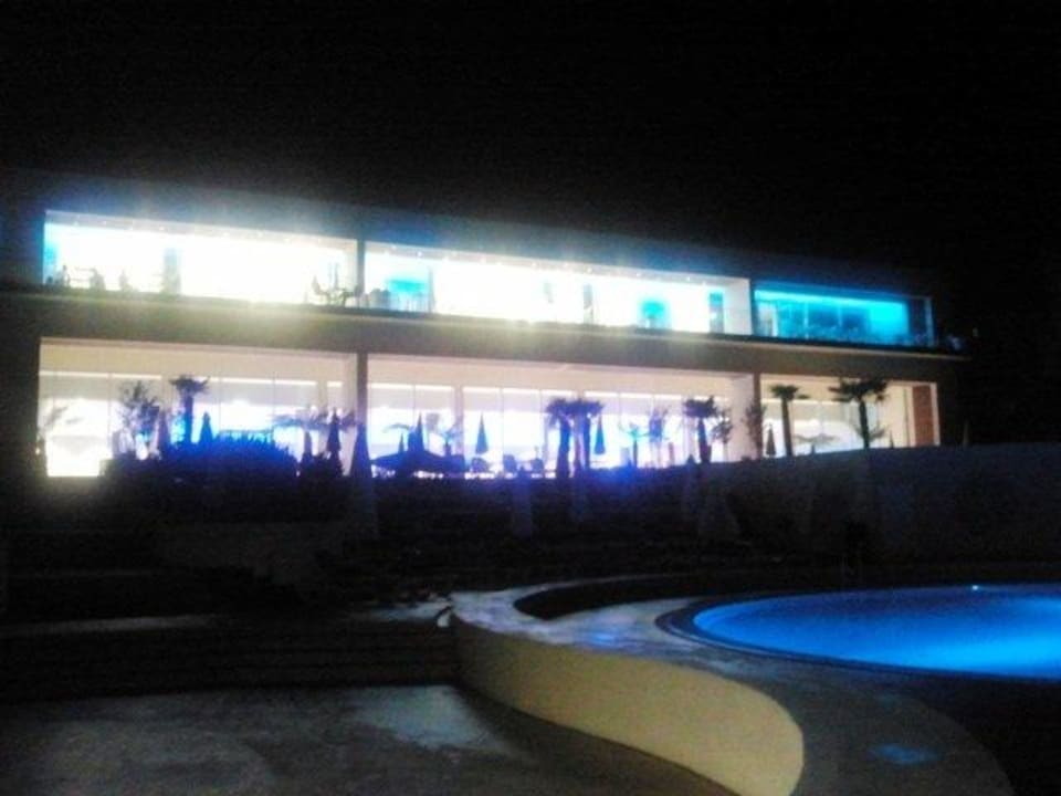Abendstimmung Park Plaza Belvedere Medulin