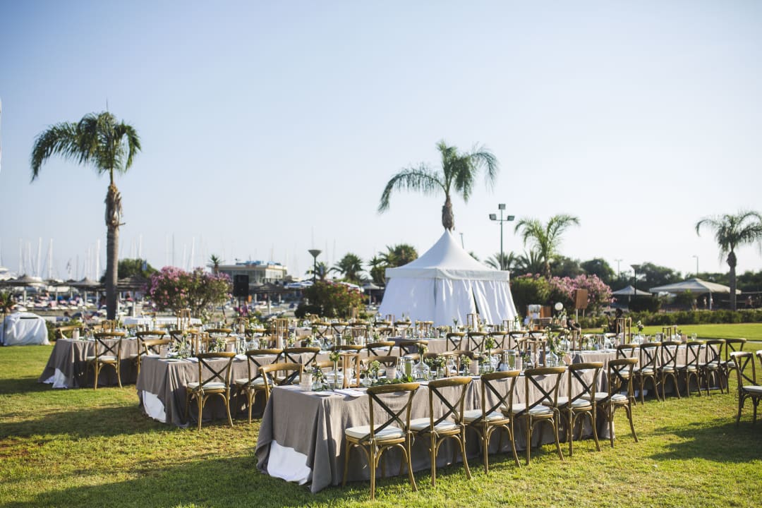 Gastro St Raphael Resort