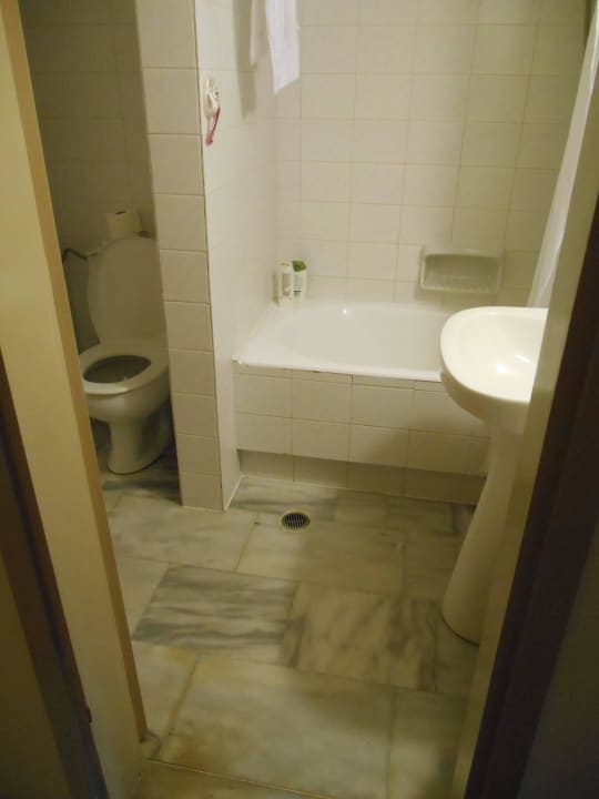 Bad Santa Marina Beach