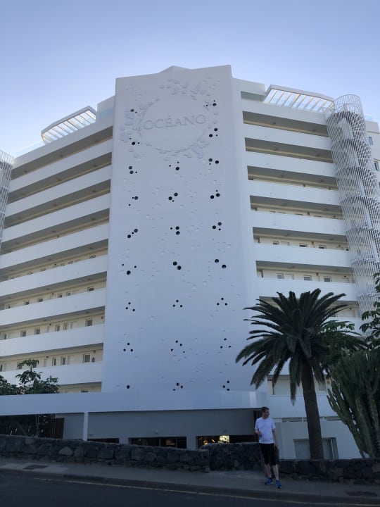 Außenansicht OCÉANO Health Spa Hotel
