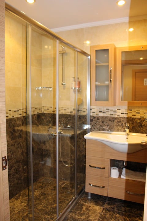 Badezimmer Quattro Beach Spa & Resort