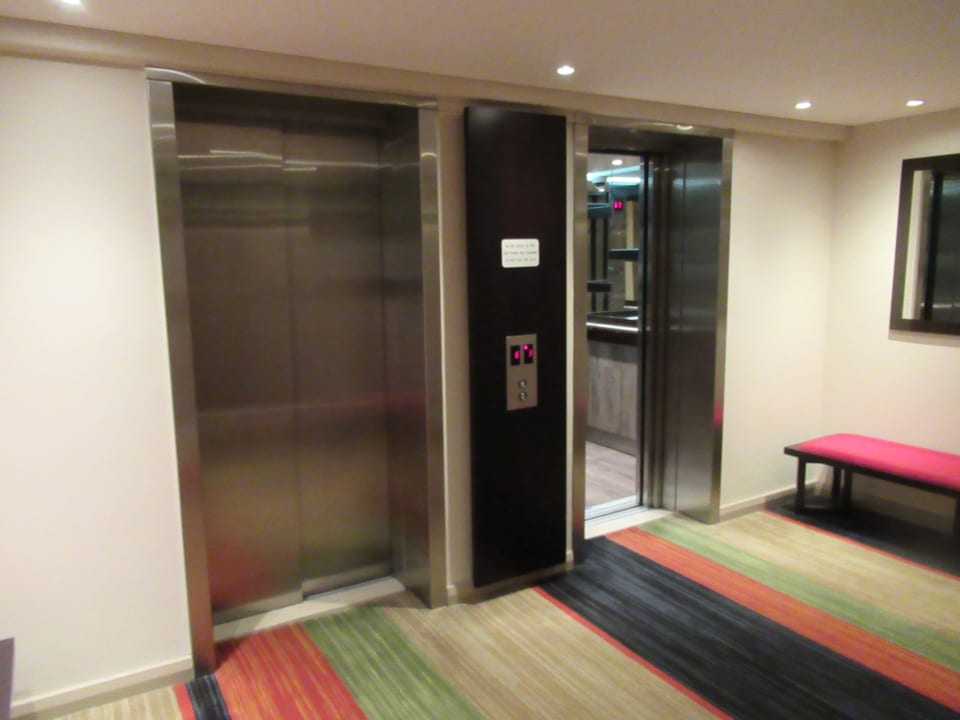 Sonstiges Southern Sun Newlands