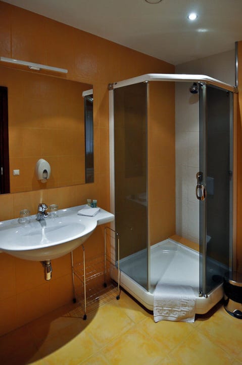 Shower Hof Hotel Garden