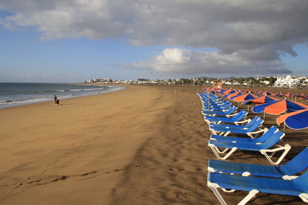 Strand vor der Tür Hipotels La Geria