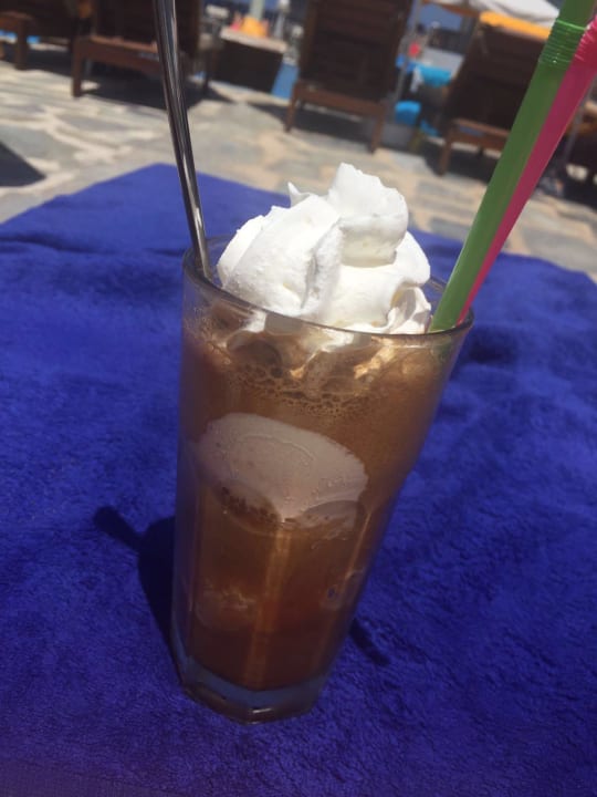 Eiskaffee Alexander Beach Hotel & Village Resort