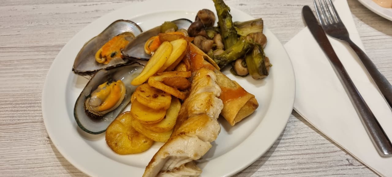 Gastro Bull Dorado Beach & Spa