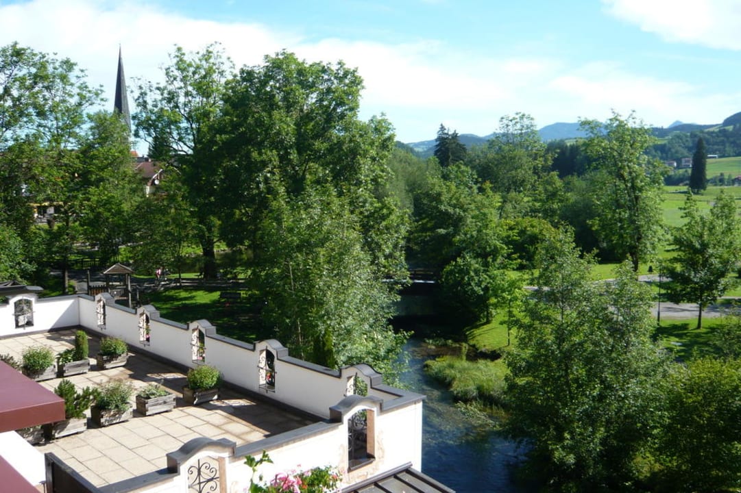 Blick von Zimmer 219 Richtung Park Parkhotel Burgmühle