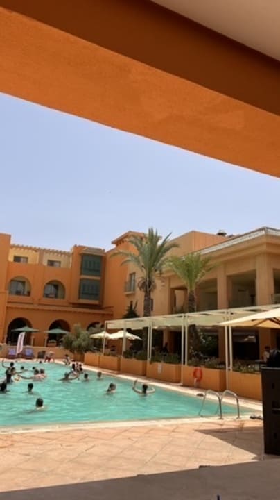 Pool Hotel Alhambra Thalasso