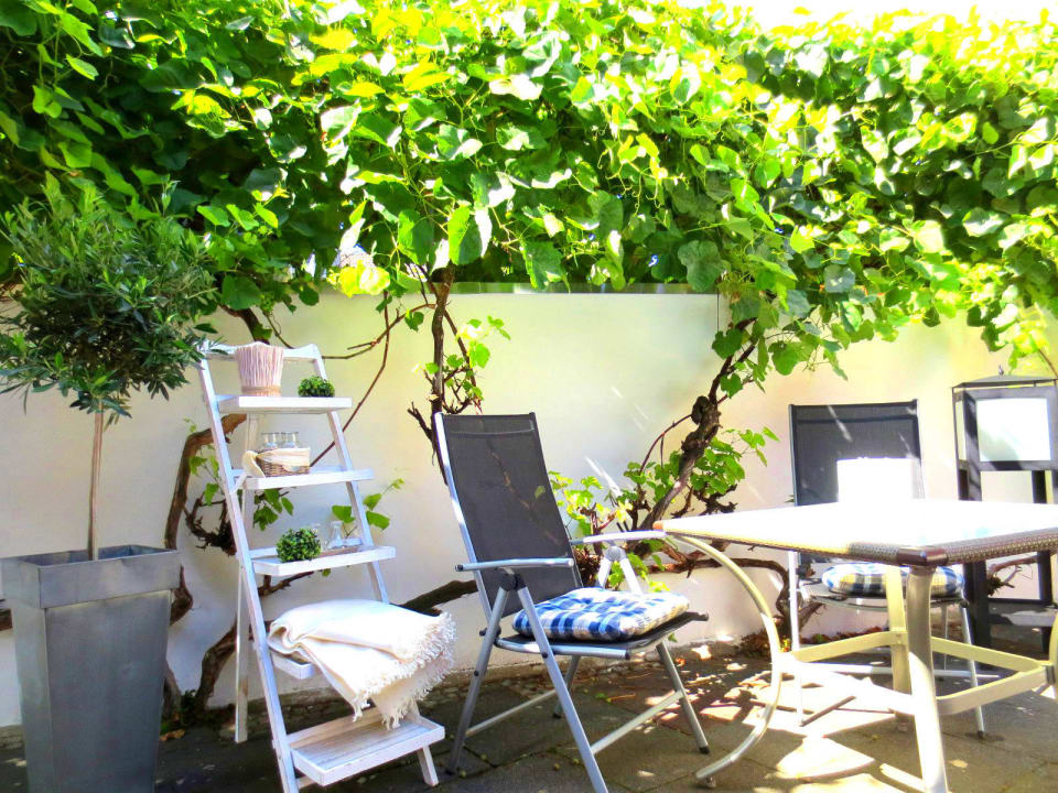 Terrasse der Ferienwohnung "Köln" Ferienwohnungen Köln-Bonn