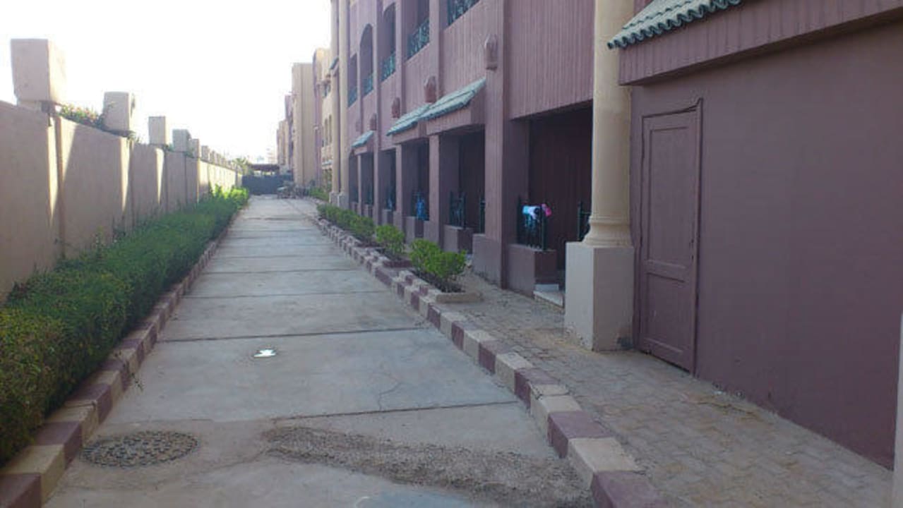 Zimmer zum Hof, schrecklich Sunny Days Palma De Mirette Resort & Spa