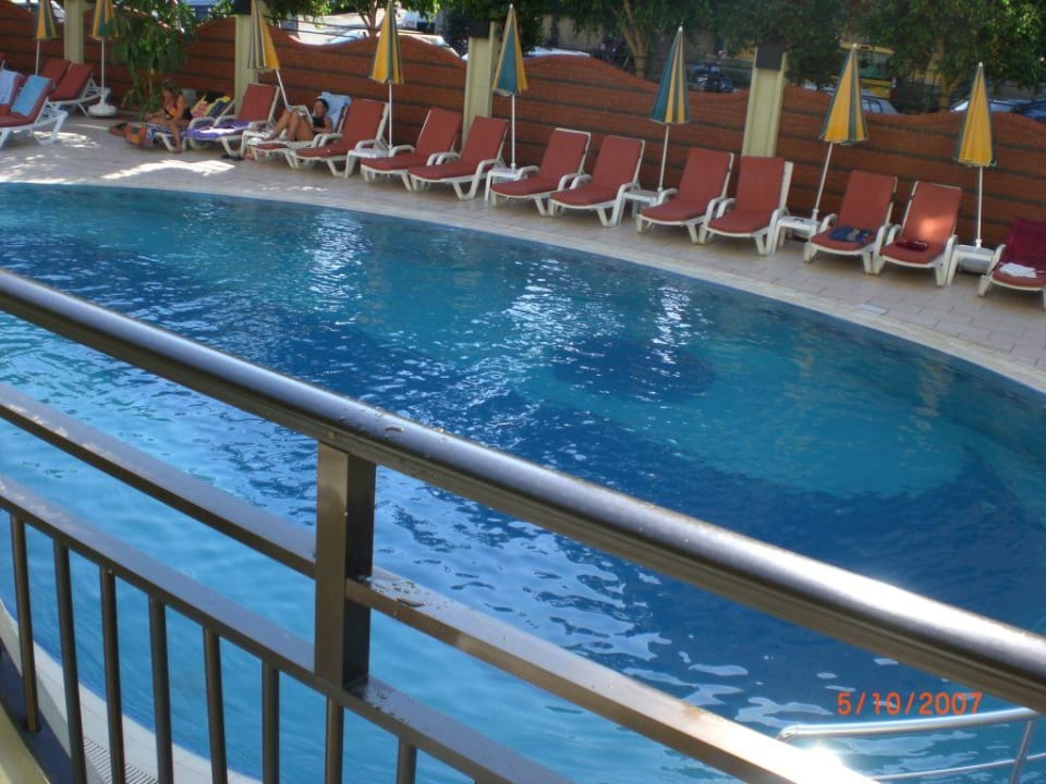 Balkonaussicht/Pool Gardenia Hotel