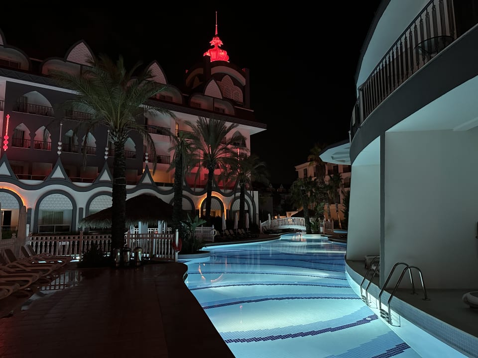 Außenansicht Well Palace Side