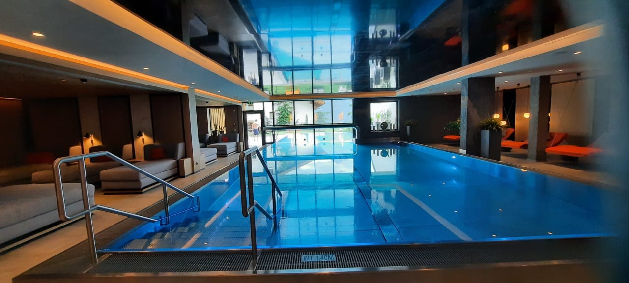 Pool Nagalu Hotel Garni