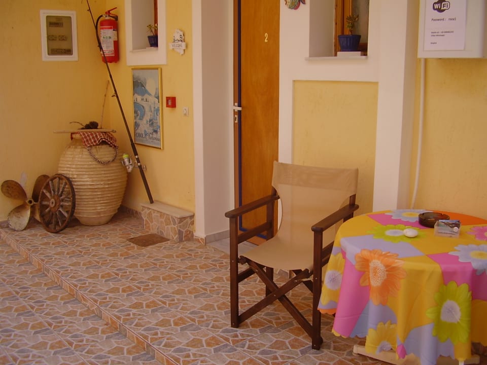 Außenansicht Rosa's Beach Studios at Kefalonia Island