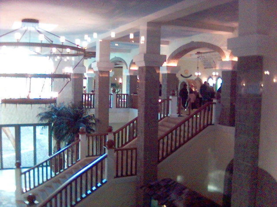 Treppe zum Heidepark Heide Park Abenteuerhotel