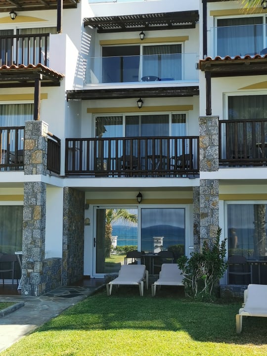 Außenansicht Alexander Beach Hotel & Village Resort