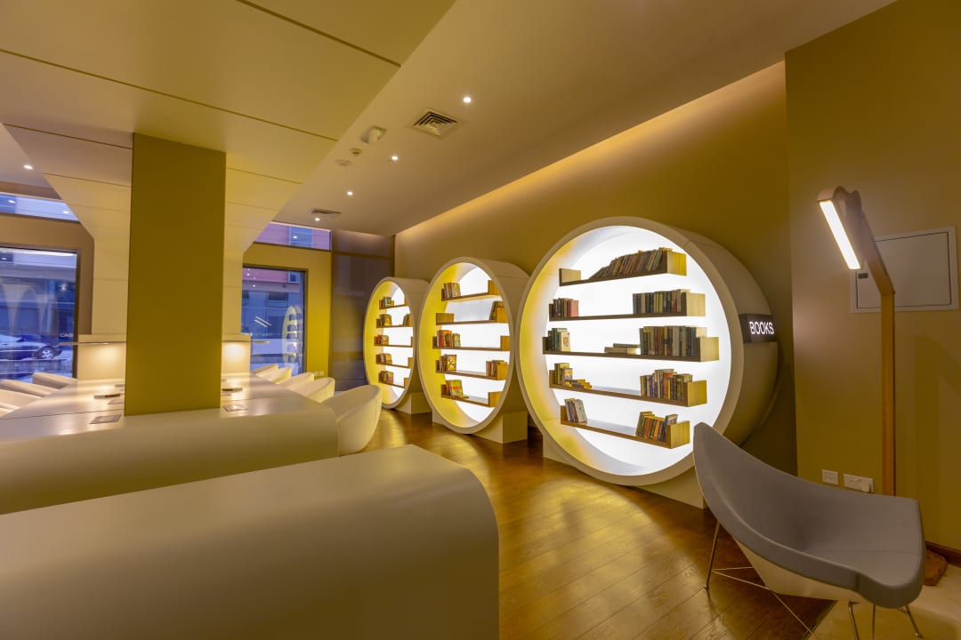 Sport & Freizeit Four Points by Sheraton Production City, Dubai