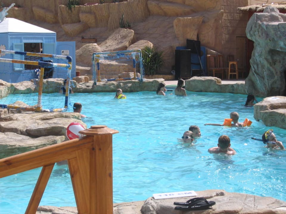 Activpool Pickalbatros Alf Leila Wa Leila Resort - Neverland Hurghada