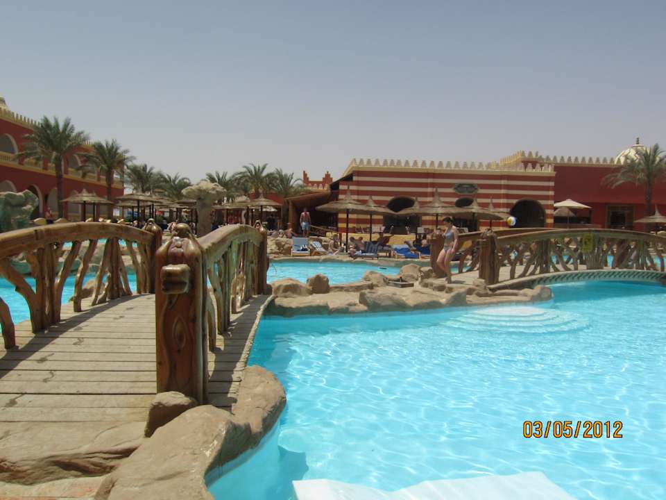 Активный бассейн Pickalbatros Alf Leila Wa Leila Resort - Neverland Hurghada