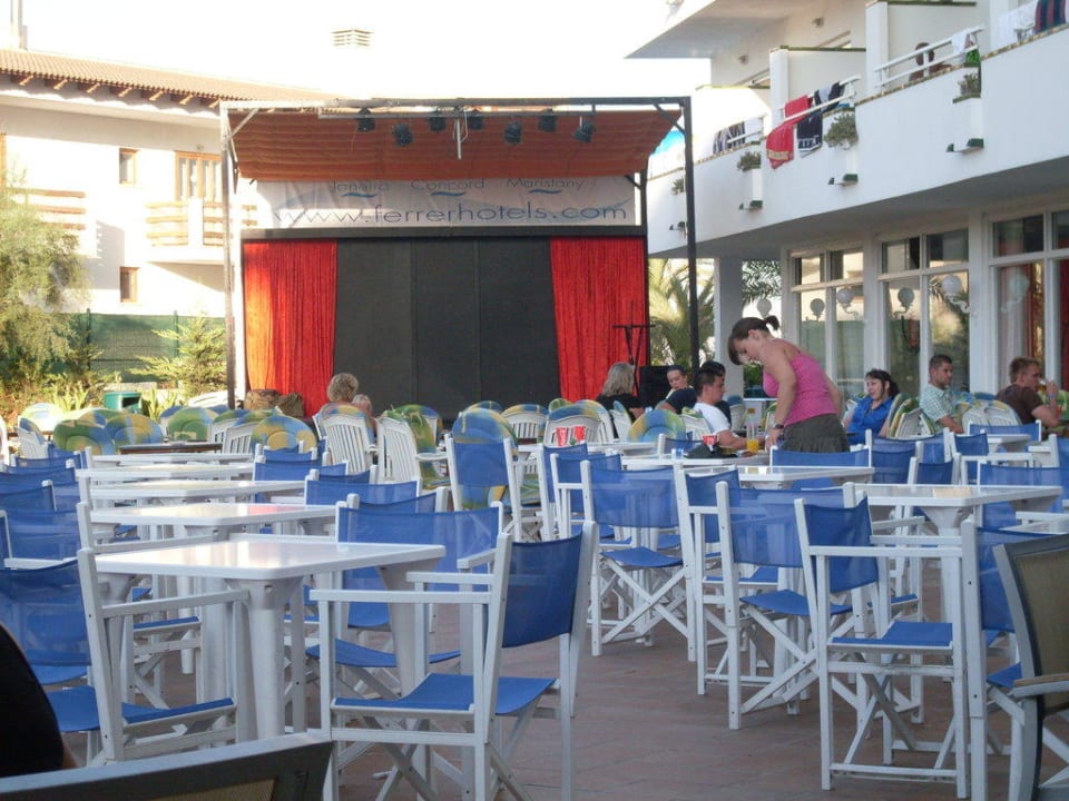 Die Bühne und der Außenbereich Caprice Janeiro Hotel & Spa