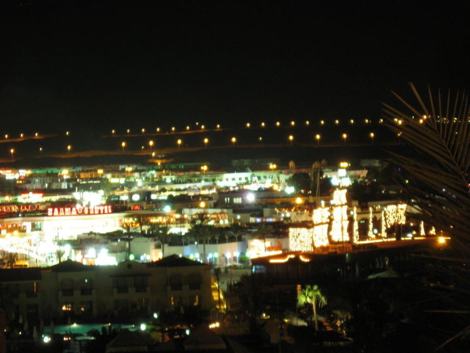 Naama Bay bei Nacht The Regnum Halomy Hotel