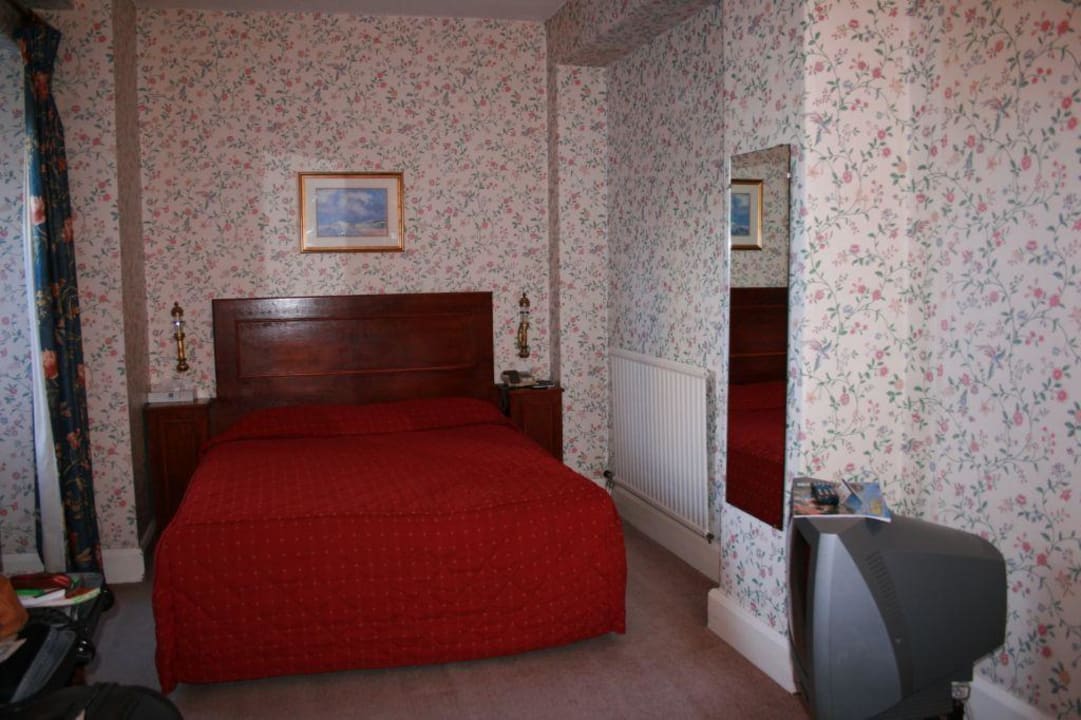 Großzügiges Zimmer Duke Of Cornwall Hotel