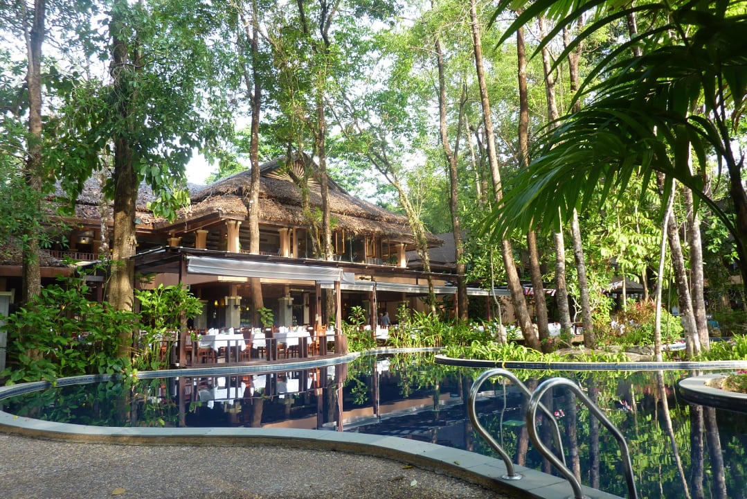 Restaurant mit Pool davor Khao Lak Merlin Resort