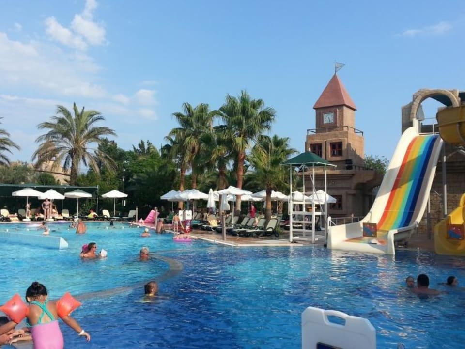 13 Belek Beach Resort Hotel