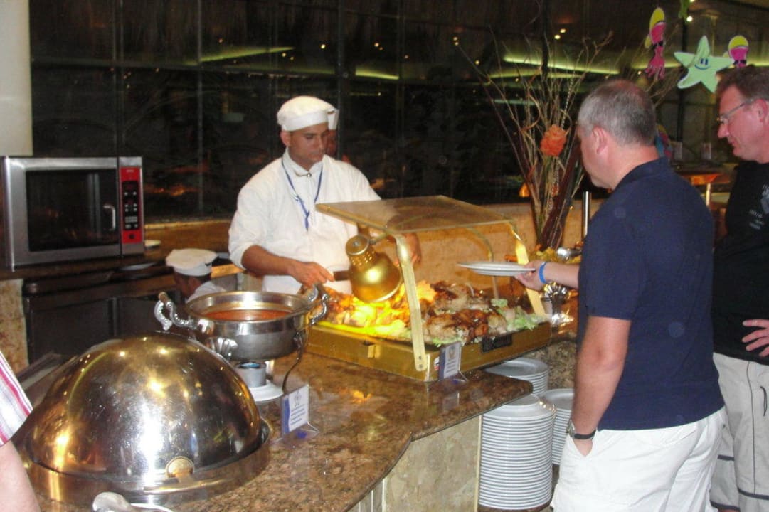 Abendbuffet - Ich hätte gern ´nen halben Hahn Grand Sirenis Punta Cana Resort & Aquagames