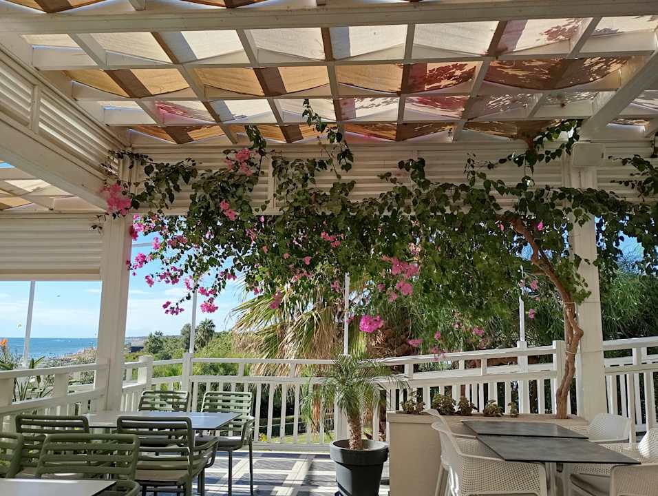 Strand Can Garden Resort