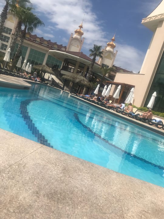 Pool Well Palace Side