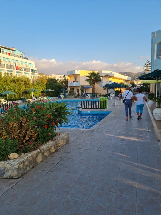 Pool Hotel Kathrin Beach