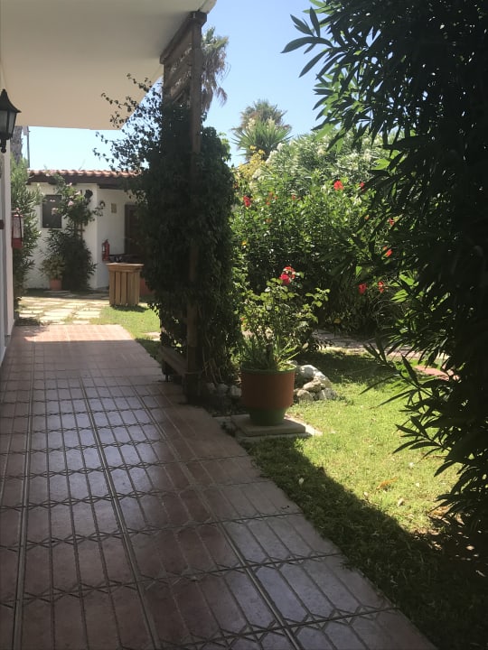 Gartenanlage Gaia Garden Hotel