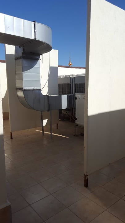 Unser Blick aus dem Fenster Well Palace Side