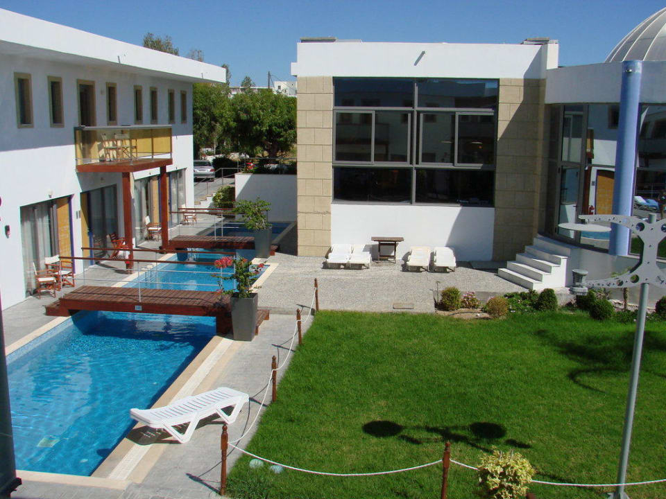 Ausblick vom Zimmer All Senses Ocean Blue Sea Side Resort & Spa