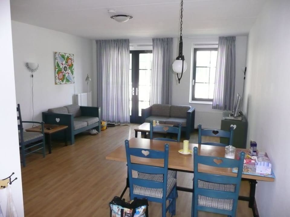Wohn/Esszimmer Roompot Marinapark Volendam