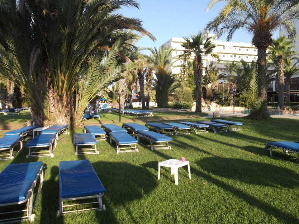 LIegewiese Sandy Beach