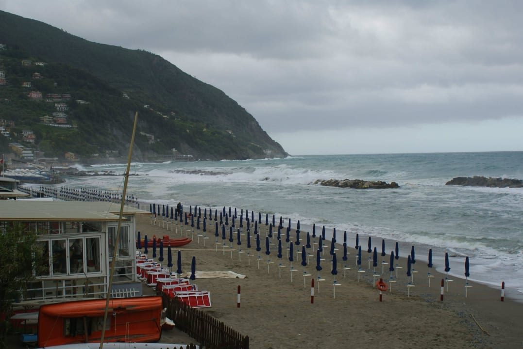 Ortsstrand von Moneglia Hotel Leopold