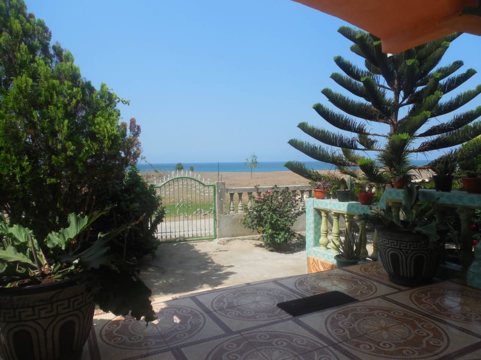 Blick zum Kliff und Strand Mercy Homestay