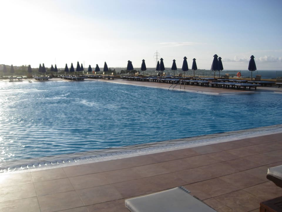 Salzwasserpool Royal & Imperial Belvedere Resort