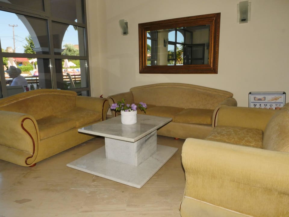 Hotel Jupiter Karras Grande Resort