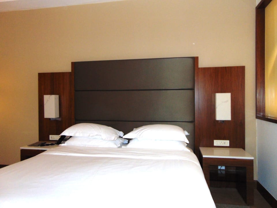Zimmer Crowne Plaza Nairobi Airport