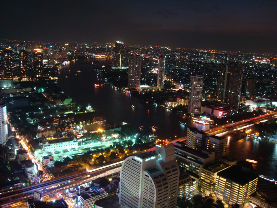 Ausblick aus unserem Zimmer Tower Club At Lebua