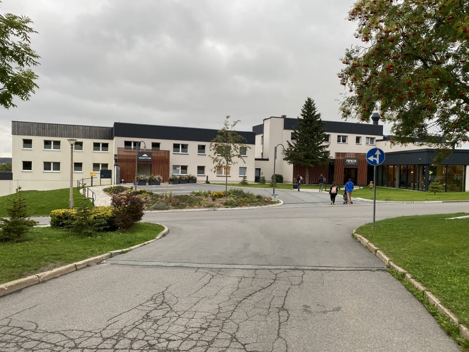 Außenansicht Elldus Resort - Familotel Erzgebirge