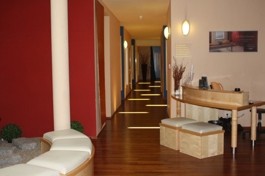 Eingang zum Wellnessbereich Seehotel Schloss Klink