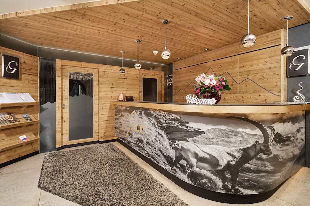 Lobby Hotel Gundolf