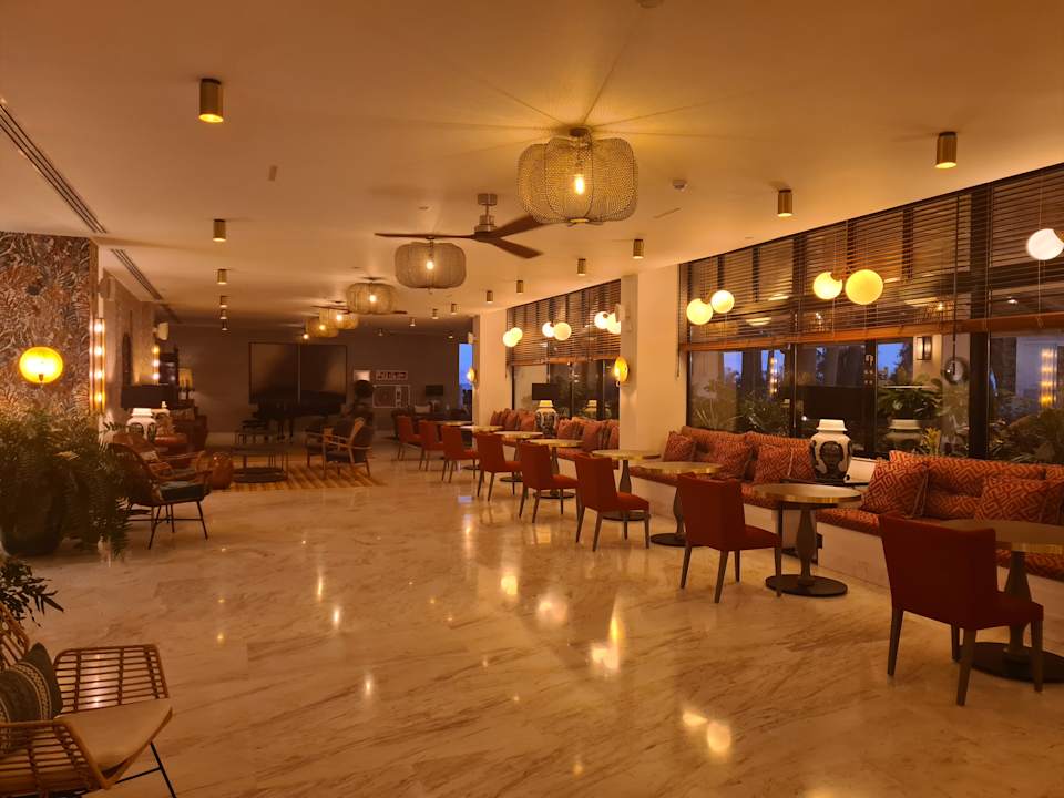 Lobby Hotel Fariones